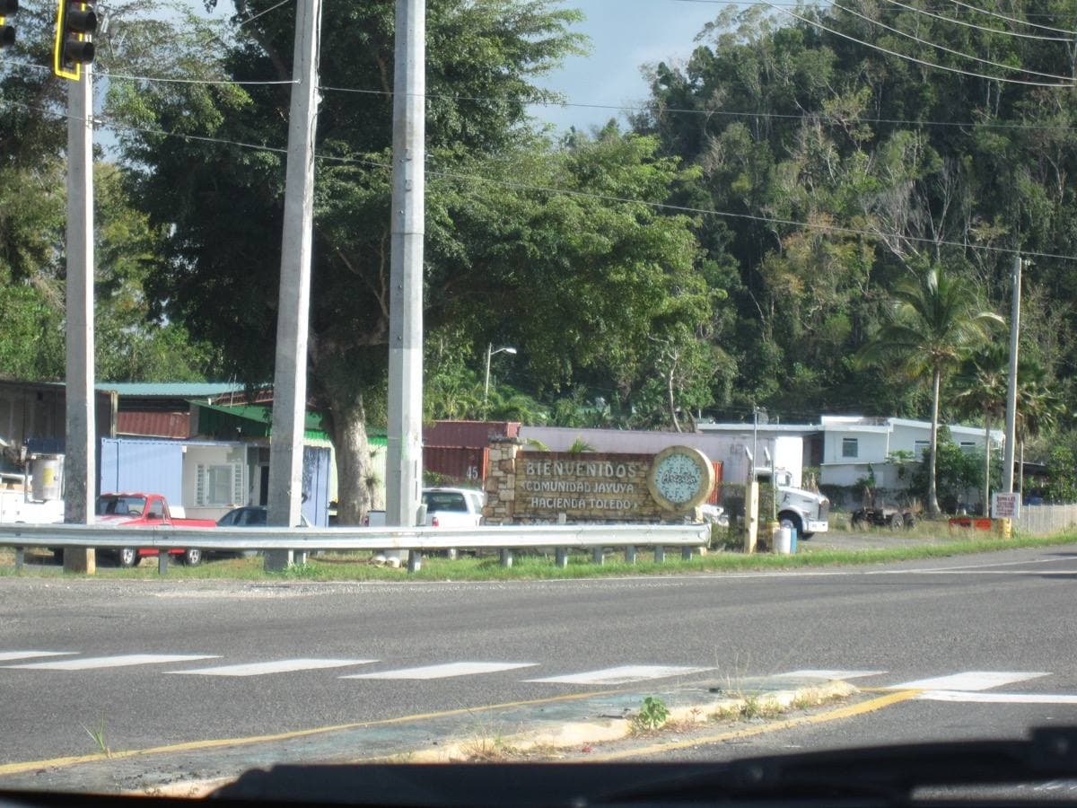 A street in Hato Abajo, Arecibo