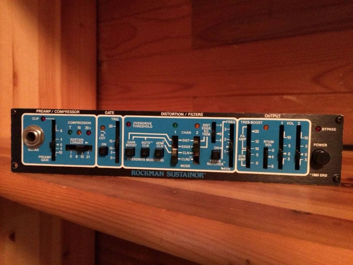 A Rockman Sustainor rack unit with a blue face