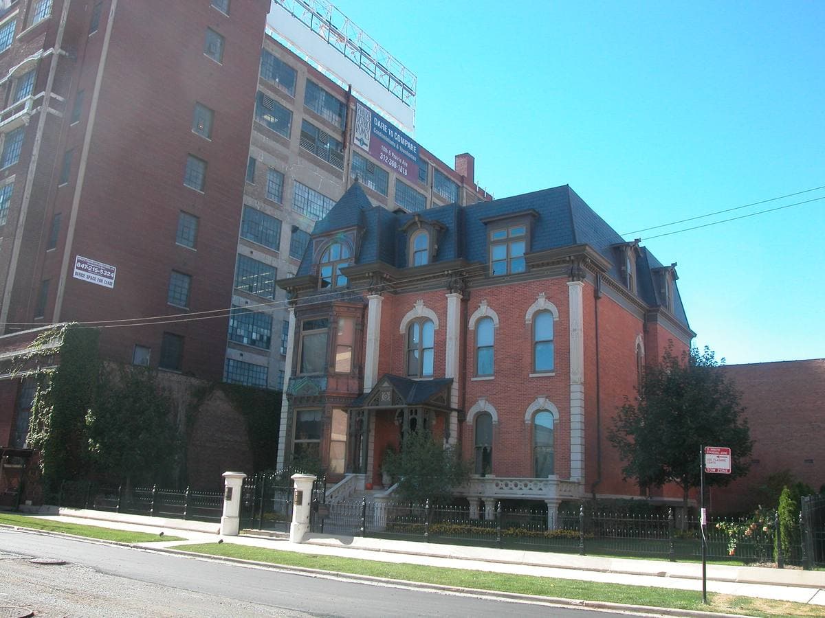 A Victorian mansion on Calumet Avenue