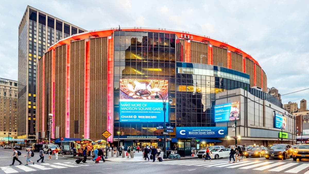 The round drum of Madison Square Garden at dusk