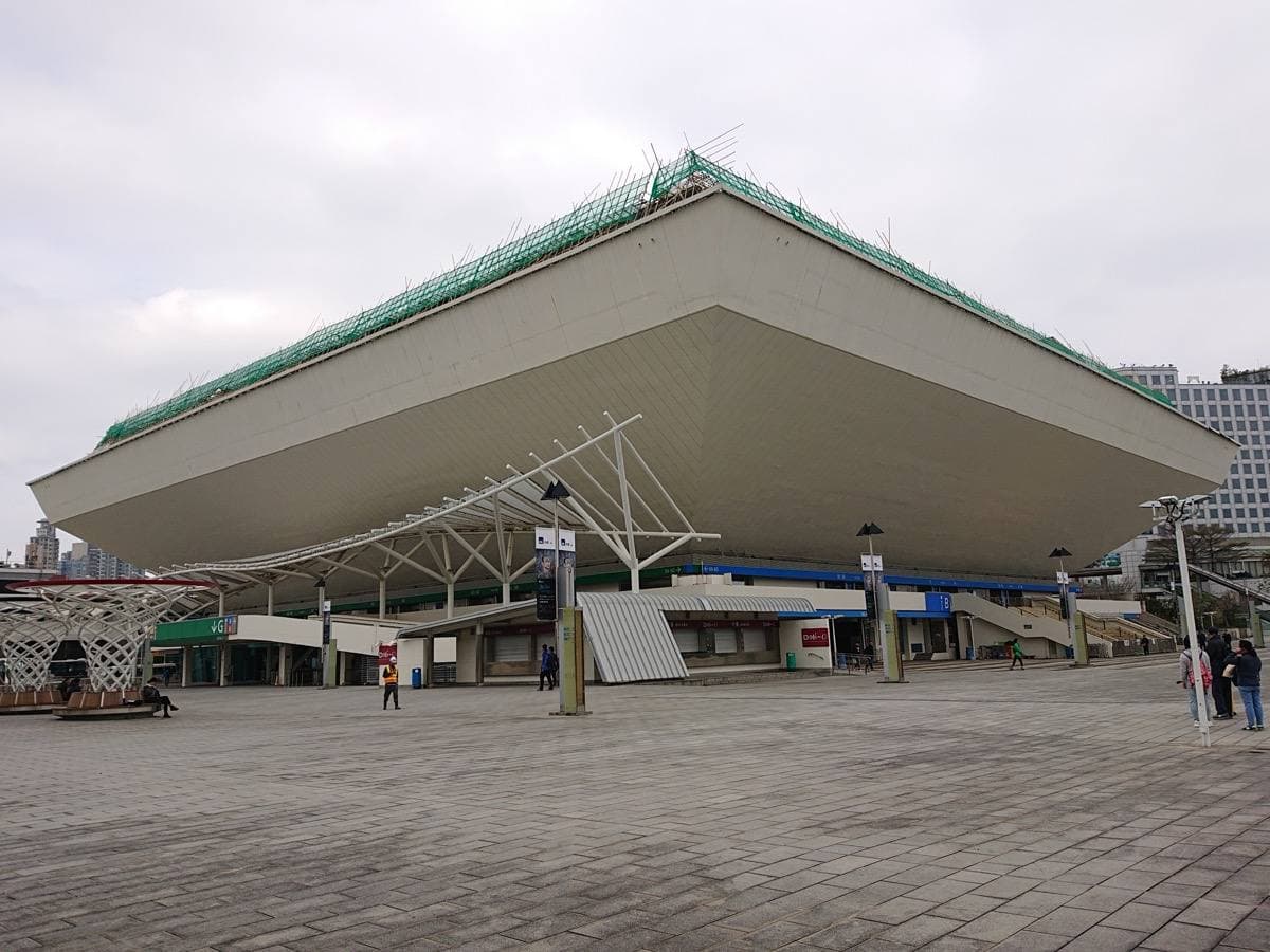 The inverted-pyramid roof of Hong Kong Coliseum