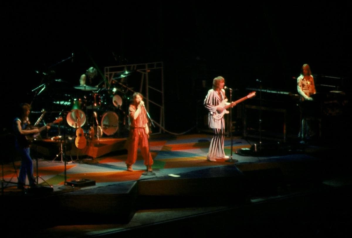Yes on a lit stage in 1977