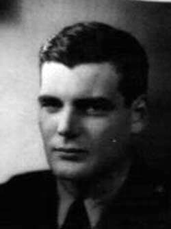 Lewis Nixon in an army uniform and cap