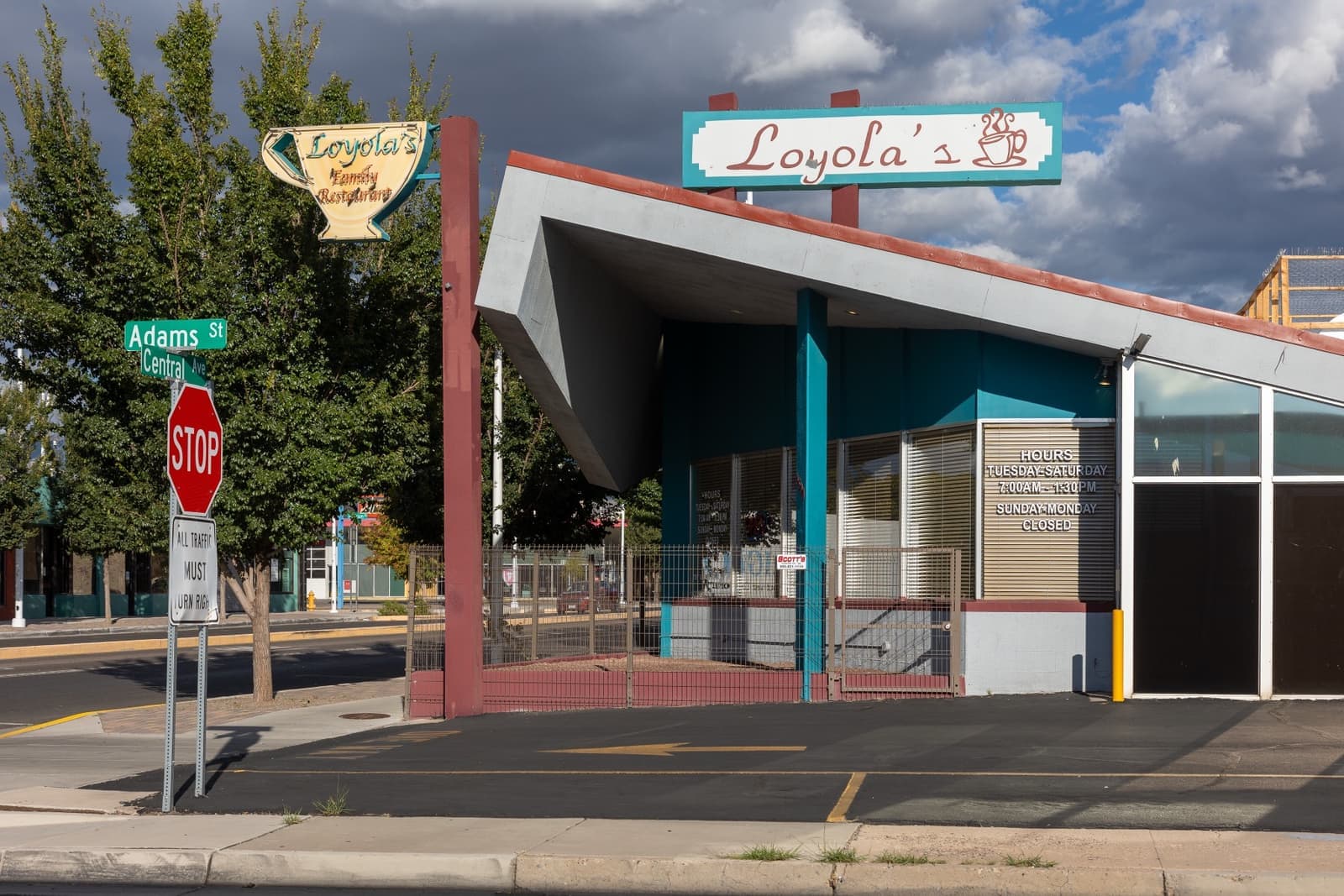 A roadside family restaurant on Central Avenue