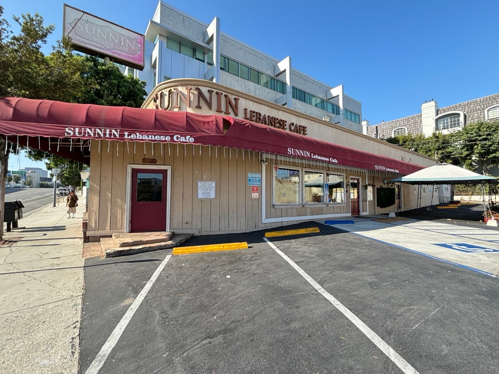 The low frontage of Sunnin Lebanese Cafe on Westwood Boulevard