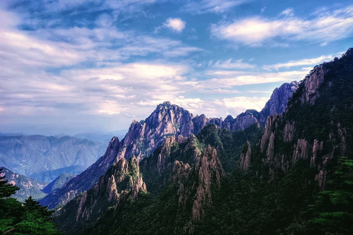 Granite peaks and twisted pines at Huangshan