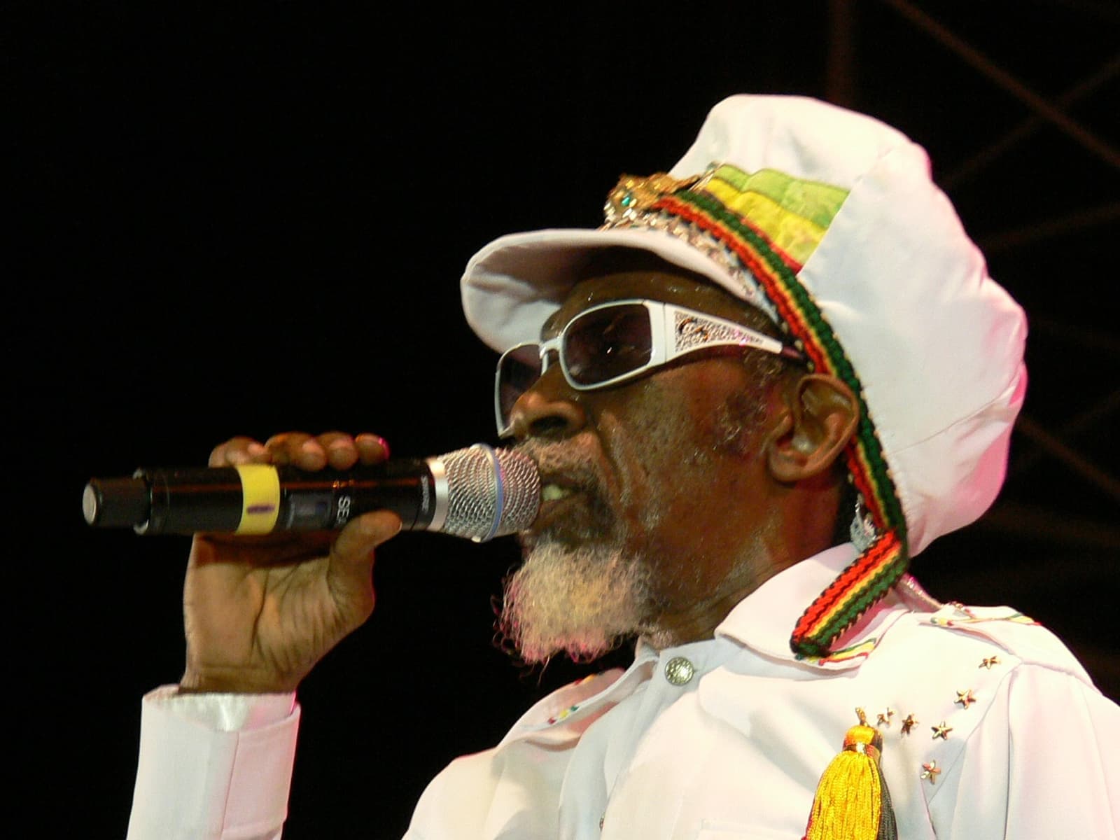 Bunny Wailer performing on stage in 2008