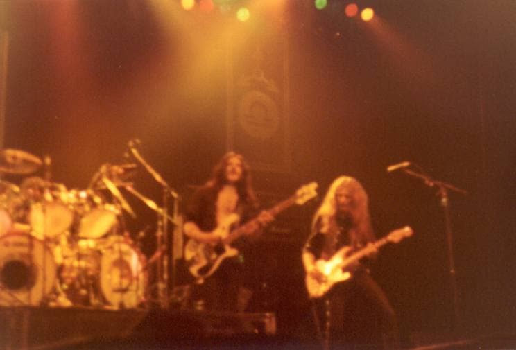 Motörhead on stage at Hammersmith under red light