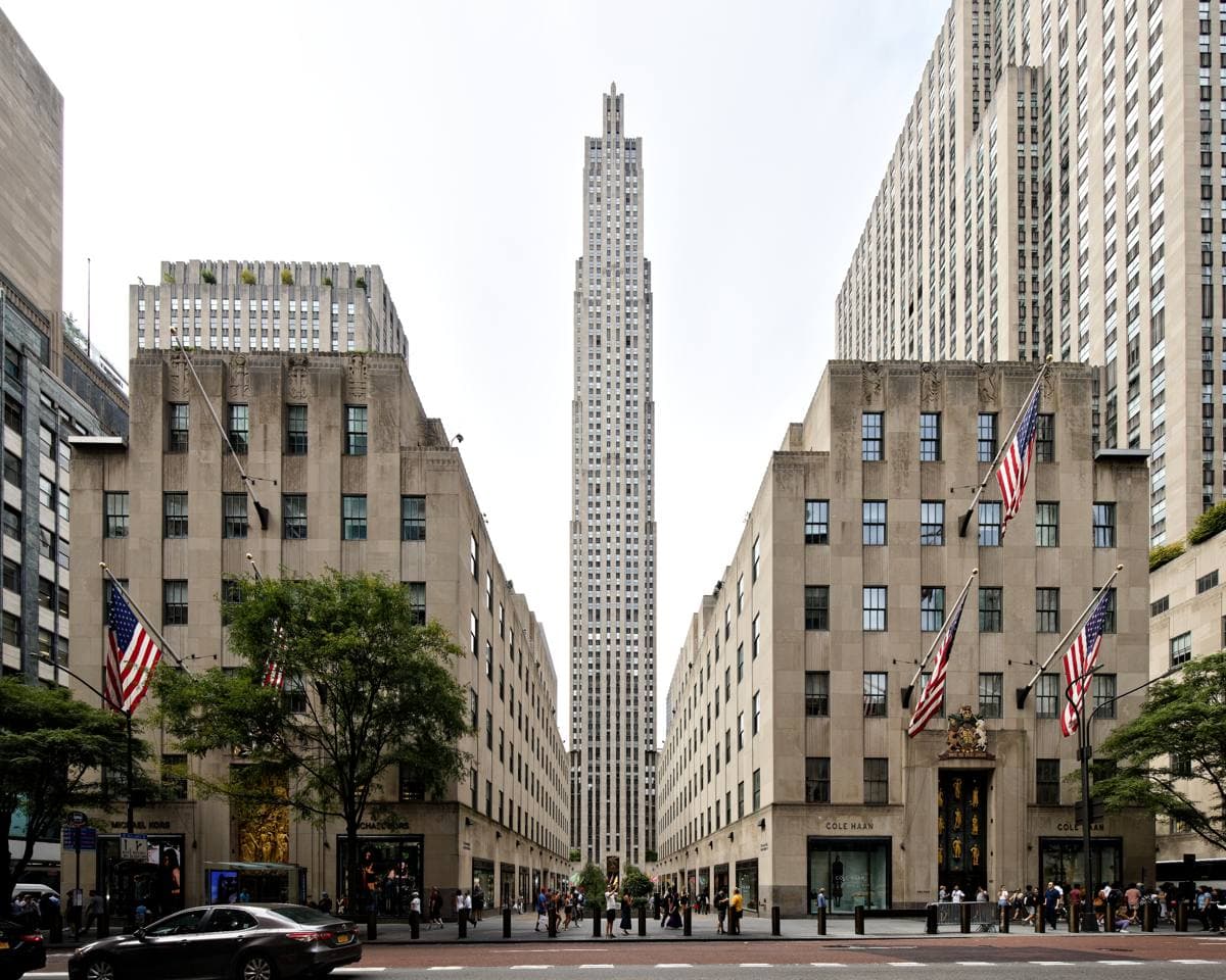 The tall stone tower of 30 Rockefeller Plaza above Fifth Avenue