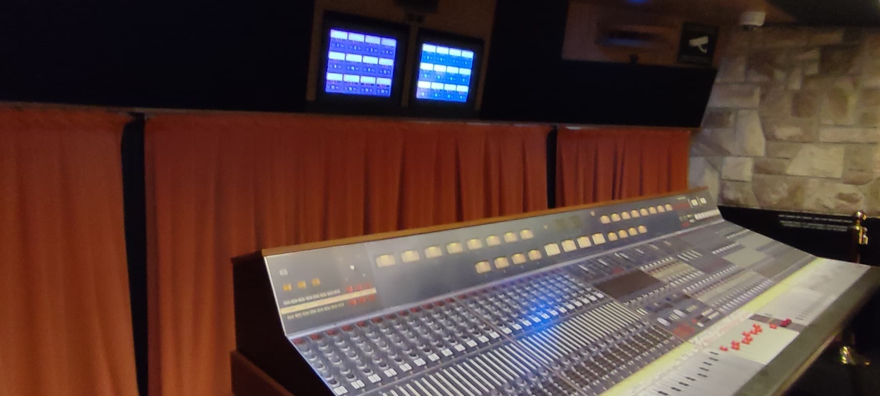 A long mixing desk in the Montreux exhibition