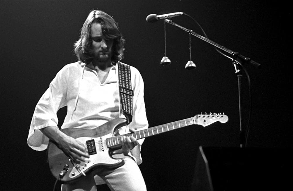 Roger Hodgson singing on stage in 1979