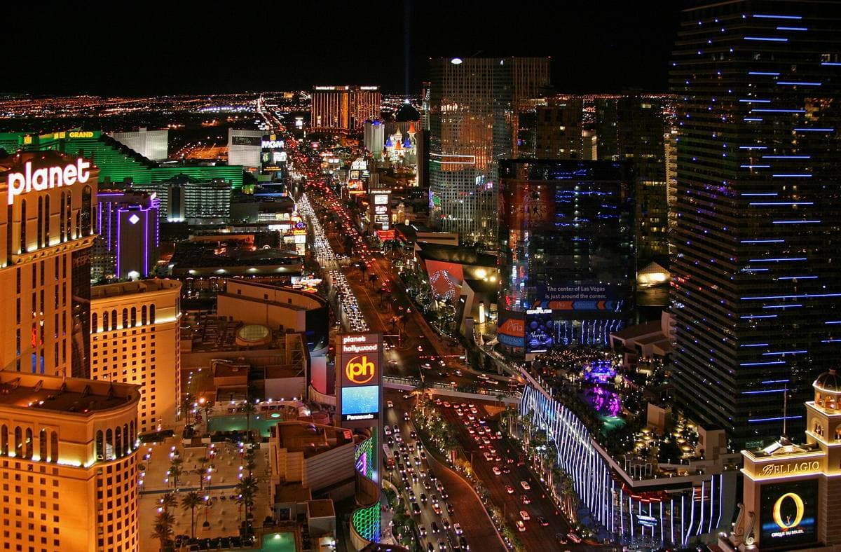 The lit casino towers of the Las Vegas Strip at night