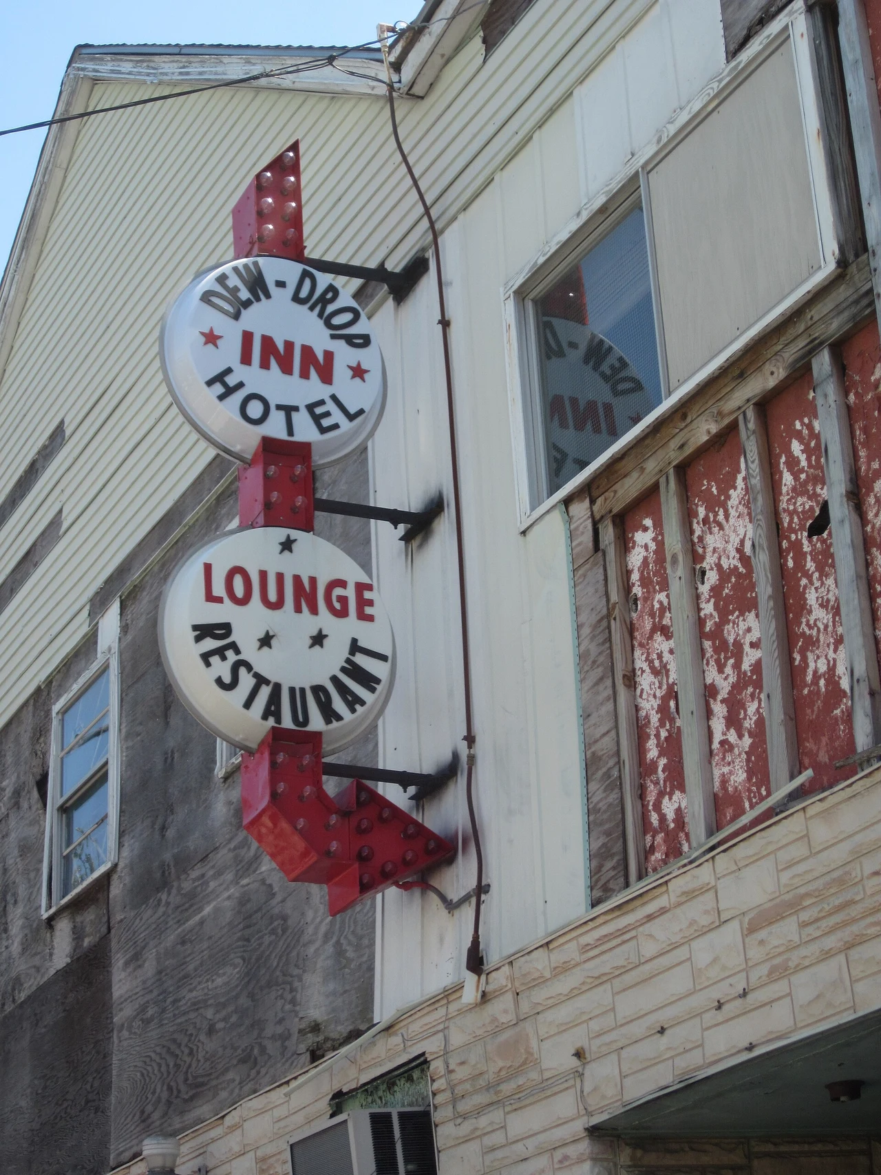 Dew Drop Inn projecting sign