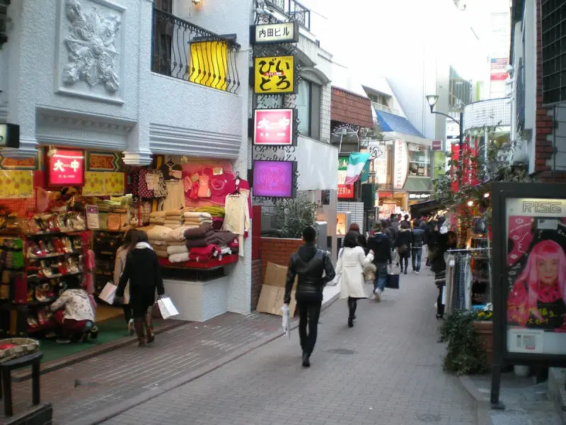 Openly licensed photograph near WWW