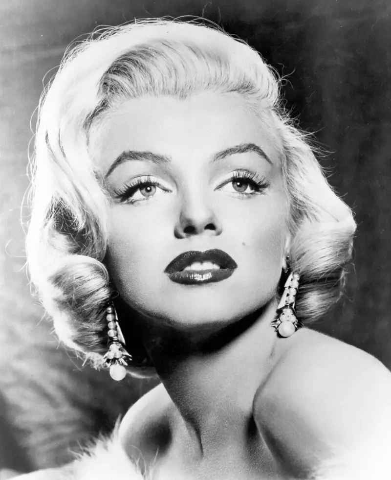 Marilyn Monroe publicity portrait from 1953