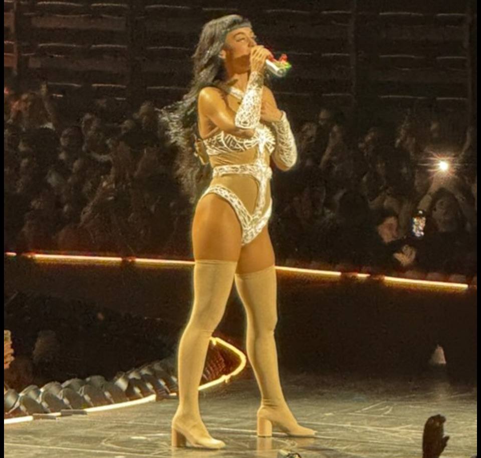 Katy Perry on stage in Budapest in 2025
