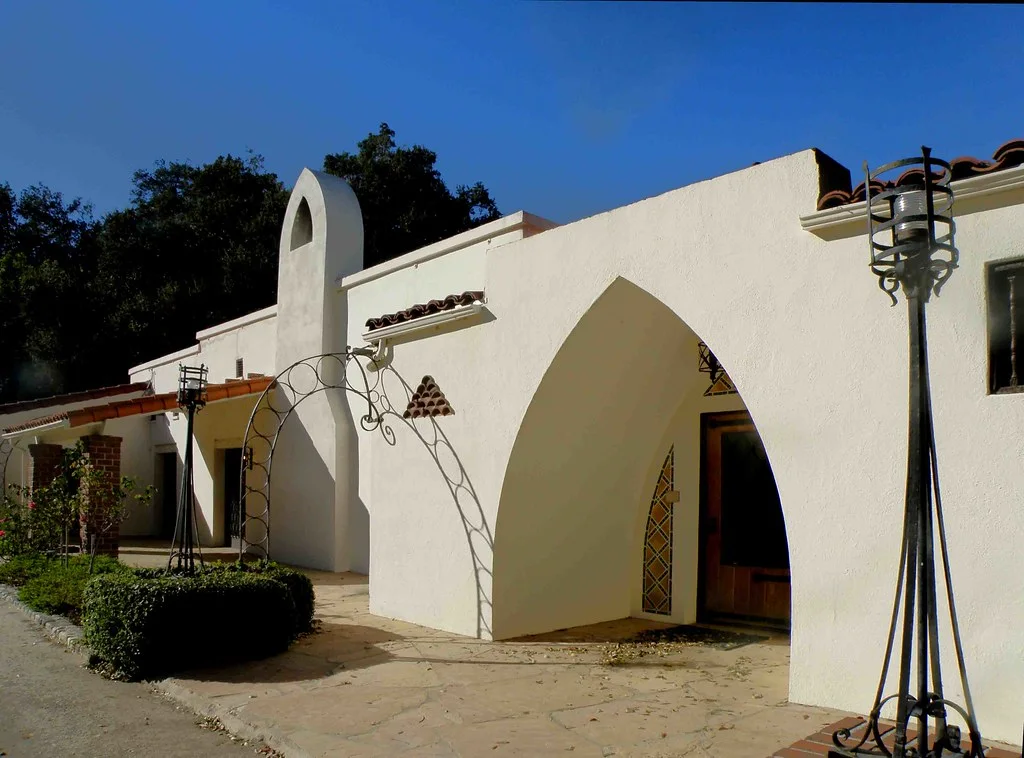 Southern California garden setting; an area reference, not the exact filming location