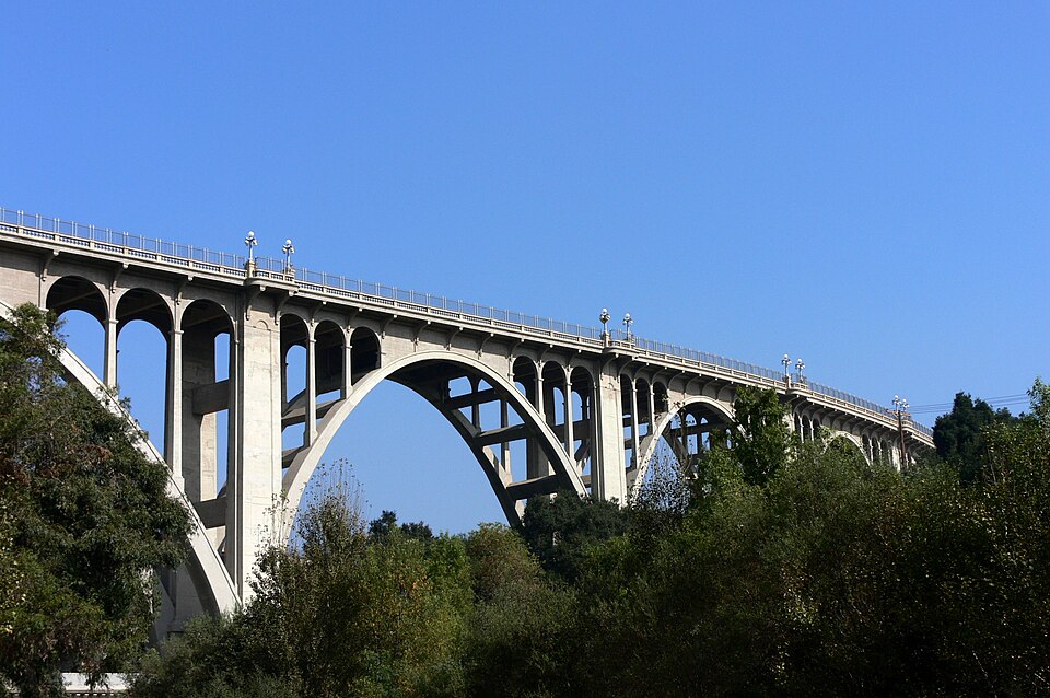 Colorado Street Bridge location photograph