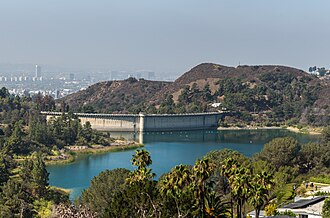 Location photograph of Hollywood Reservoir · Mulholland Dam