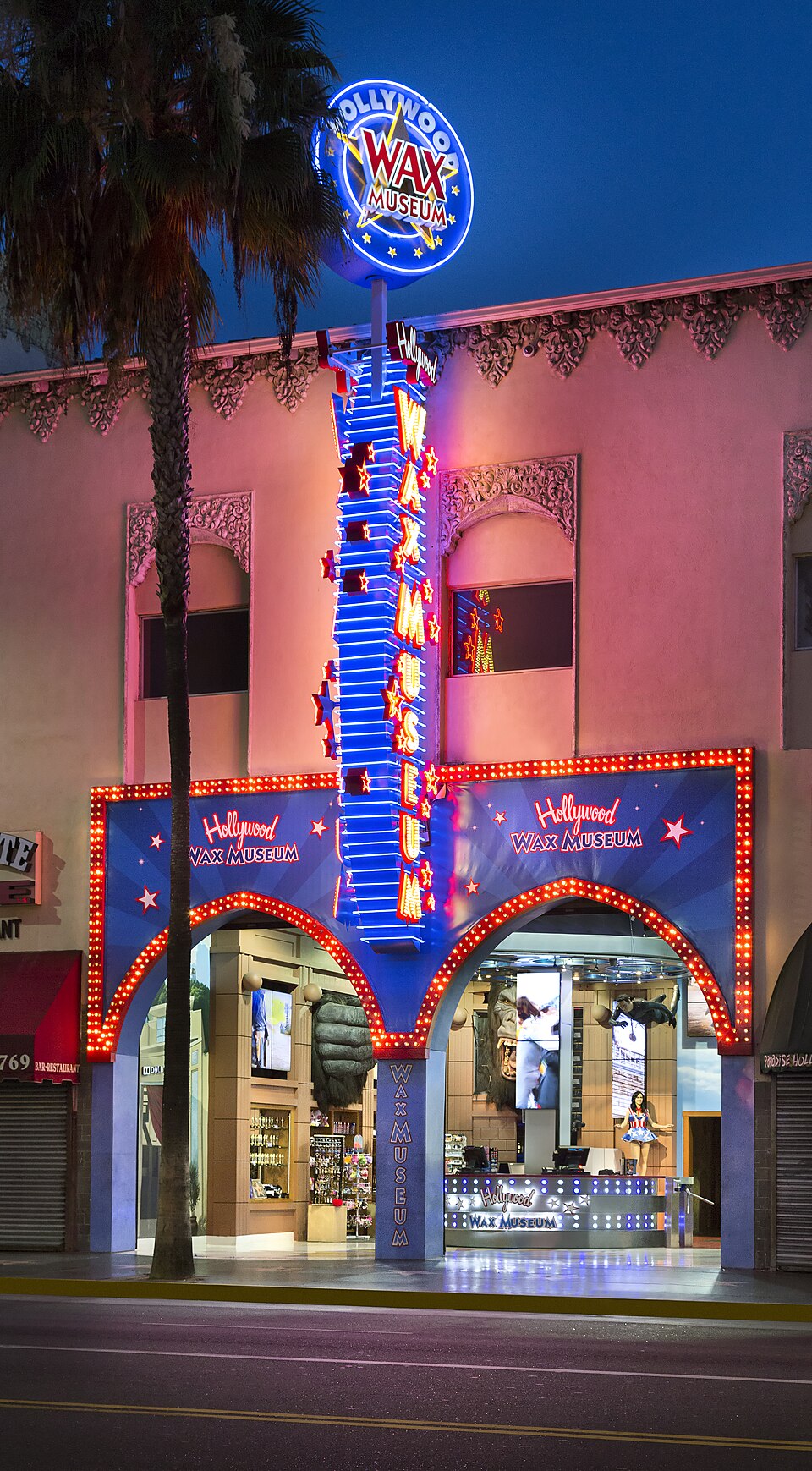 Location photograph of Hollywood Wax Museum