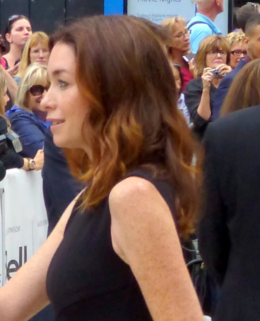 Julianne Nicholson