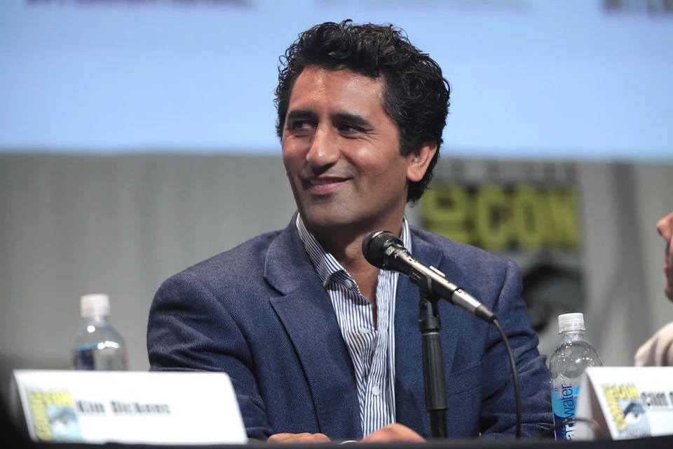 Cliff Curtis