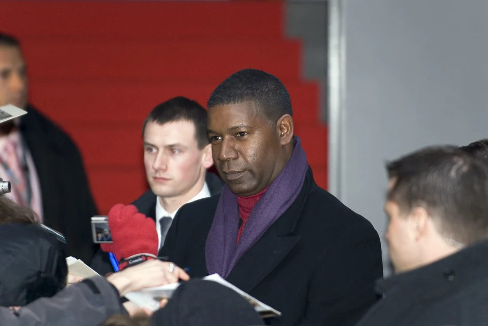 Dennis Haysbert